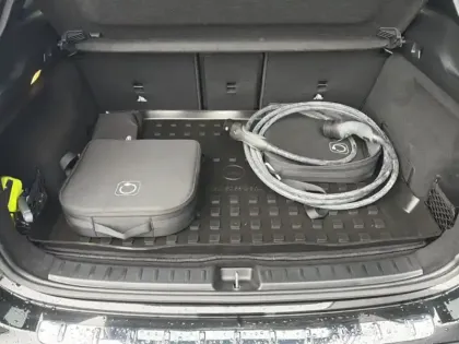 Photo 11 Mercedes EQA 250+ AMG Line