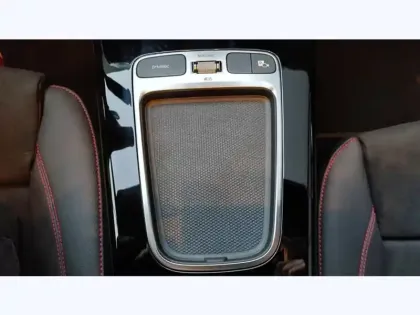 Photo 16 Mercedes Classe A 200 d Star Edition