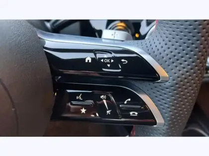 Photo 11 Mercedes Classe A 200 d Star Edition