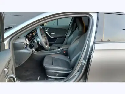 Photo 21 Mercedes Classe A 200 d Star Edition