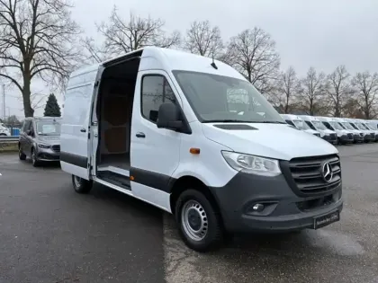 Photo 5 Mercedes Sprinter 317 CDI 37 L2H2 12M3 170CH BVA