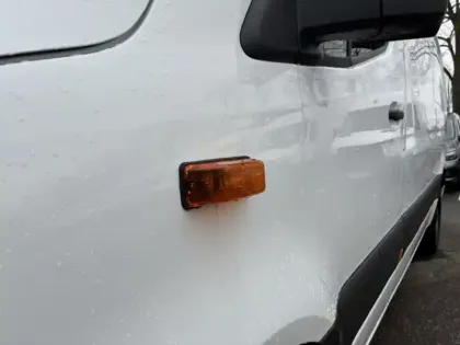 Photo 12 Mercedes Sprinter 317 CDI 37 L2H2 12M3 170CH BVA