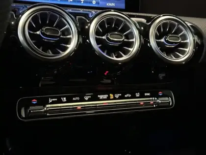 Photo 19 Mercedes Classe A Gén. IV (W177) Ph2 AMG Line 5