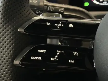 Photo 21 Mercedes Classe A Gén. IV (W177) Ph2 AMG Line 5