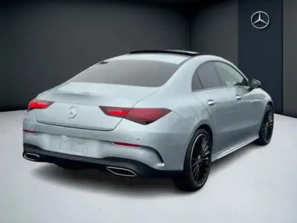 Photo 32 Mercedes CLA  220 d Coupé