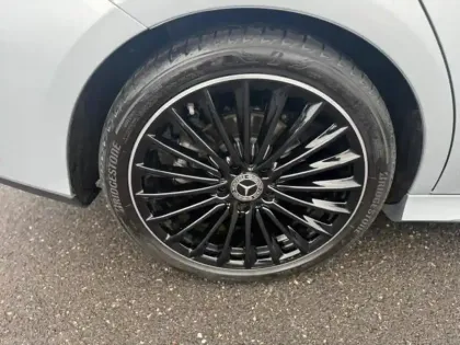 Photo 8 Mercedes CLA  220 d Coupé