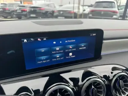 Photo 51 Mercedes CLA  220 d Coupé