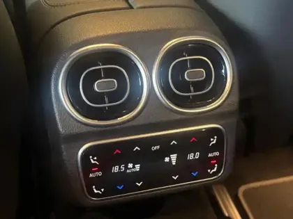 Photo 22 Mercedes Classe C  300 e Hybrid EQ Break