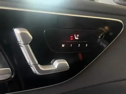 Photo 12 Mercedes Classe C  300 e Hybrid EQ Break