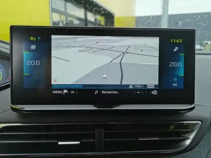 Photo 47 Peugeot 3008 Hybrid 225 Allure Pack 1.6 224