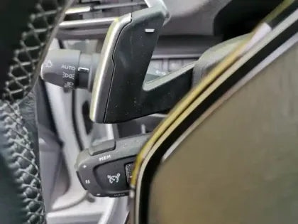 Photo 39 Peugeot 3008 Hybrid 225 Allure Pack 1.6 224