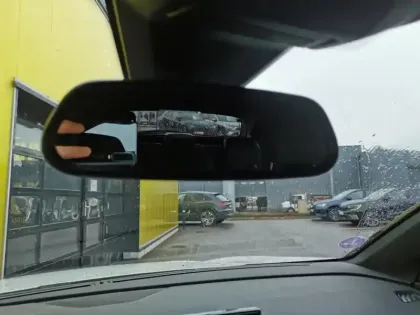 Photo 43 Peugeot 3008 Hybrid 225 Allure Pack 1.6 224