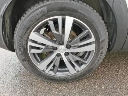 Photo 32 Peugeot 3008 Hybrid 225 Allure Pack 1.6 224