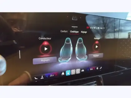 Photo 24 Mercedes CLA  250+ avec technologie EQ L