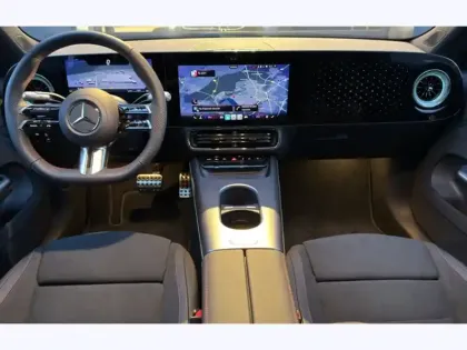 Photo 18 Mercedes CLA  250+ avec technologie EQ L