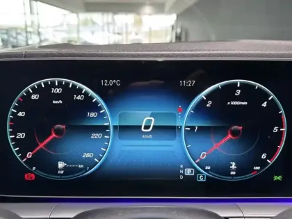 Photo 11 Mercedes Classe G 400 d 4MATIC AMG Line Coupé