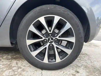 Photo 8 Mitsubishi Colt Gén. VIII Ph1 Business 5