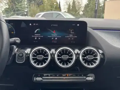 Photo 14 Mercedes EQA 250 Progressive Line