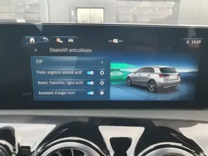 Photo 11 Mercedes Classe A 250 e Hybrid EQ AMG Line