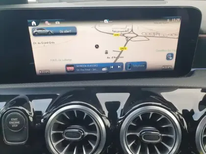 Photo 6 Mercedes Classe A 250 e Hybrid EQ AMG Line