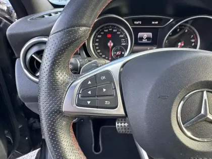 Photo 11 Mercedes GLA 180 Fascination