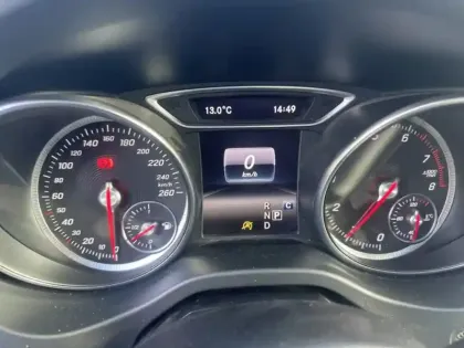 Photo 19 Mercedes GLA 180 Fascination