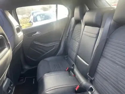 Photo 14 Mercedes GLA 180 Fascination