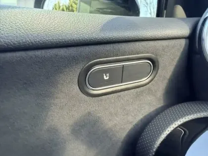 Photo 18 Mercedes Classe A 180 d AMG Line