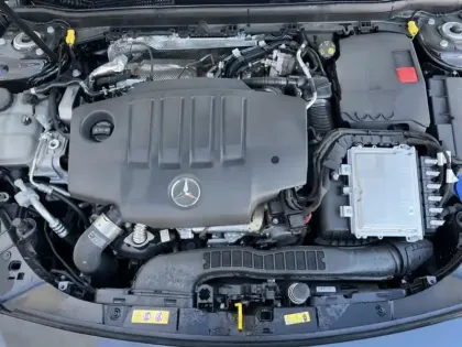 Photo 5 Mercedes CLA  200 d Coupé AMG Line