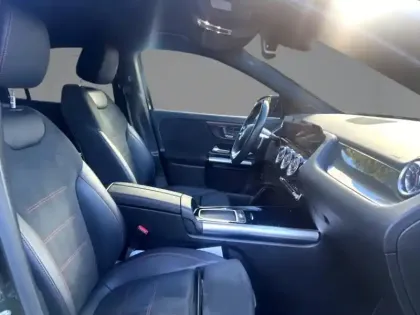 Photo 26 Mercedes GLA 200 d AMG Line