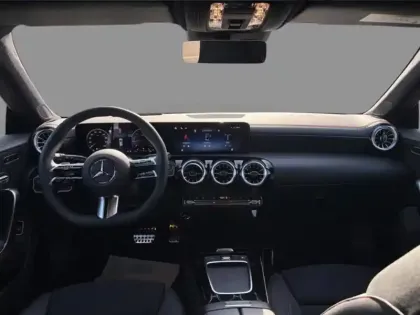 Photo 30 Mercedes CLA  200 d Shooting Brake AMG L