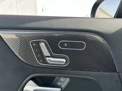 Photo 12 Mercedes GLA 250 e Hybrid EQ AMG Line