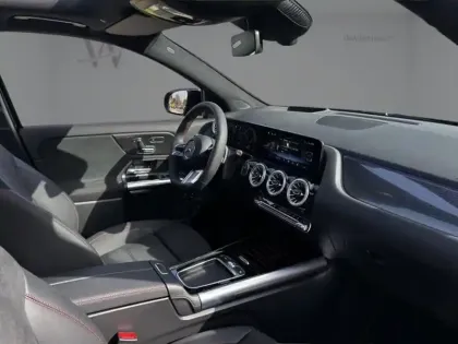 Photo 15 Mercedes GLA 250 e Hybrid EQ AMG Line