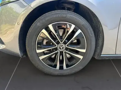 Photo 12 Mercedes Classe A 250 e Hybrid EQ Progressive Li