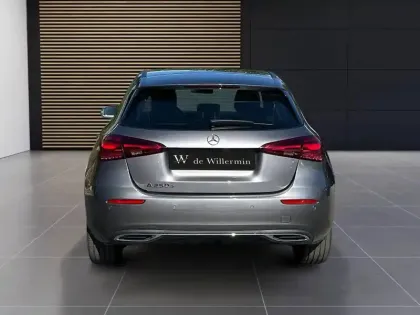 Photo 10 Mercedes Classe A 250 e Hybrid EQ Progressive Li