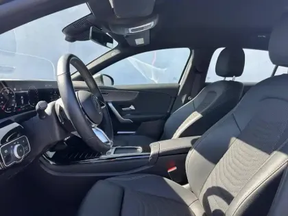 Photo 17 Mercedes Classe A 250 e Hybrid EQ Progressive Li