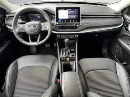 Photo 11 Jeep Compass Limited Plug-In Hybrid 4Xe