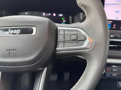Photo 15 Jeep Compass Limited Plug-In Hybrid 4Xe
