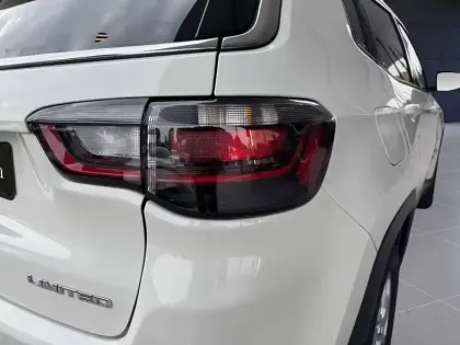 Photo 9 Jeep Compass Limited Plug-In Hybrid 4Xe