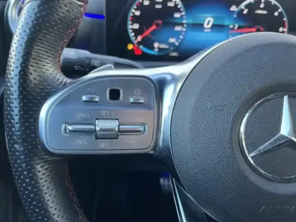 Photo 24 Mercedes Classe A Gén. IV (W177) Ph2 AMG Line 5