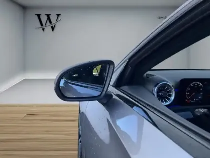 Photo 7 Mercedes Classe A 200 d AMG Line