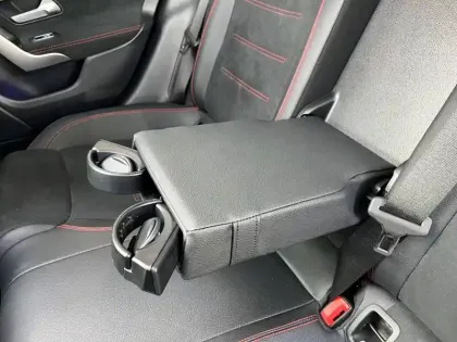 Photo 7 Mercedes CLA  220 d Coupé AMG Line