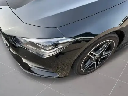 Photo 15 Mercedes CLA  220 d Coupé AMG Line