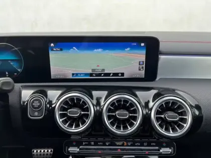 Photo 26 Mercedes CLA  220 d Coupé AMG Line