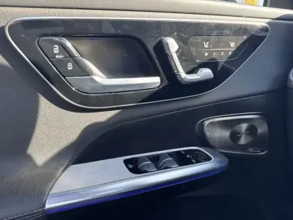 Photo 12 Mercedes Classe GLC GLC 220 d 4MATIC AMG Line