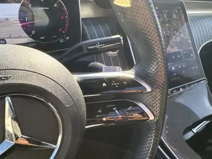 Photo 14 Mercedes Classe GLC GLC 220 d 4MATIC AMG Line