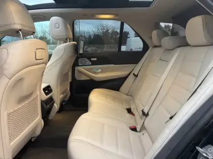 Photo 23 Mercedes GLE 400 d 4MATIC Avantgarde Line