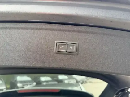 Photo 7 Audi Q5 55 TFSI e quattro S line