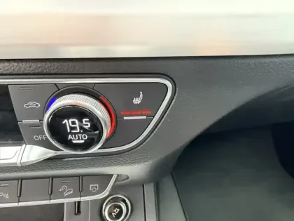 Photo 19 Audi Q5 55 TFSI e quattro S line