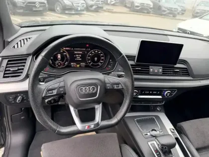 Photo 14 Audi Q5 55 TFSI e quattro S line